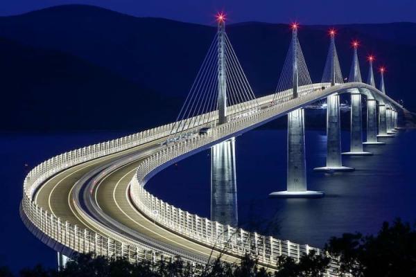 Image for event: Discover Engineering : Build a Cable-Stayed Bridge